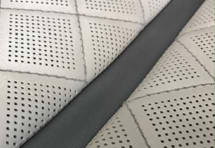 フロントシート 座面の擦れ リペア後